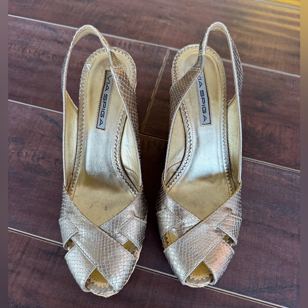 Gold wedge sandal